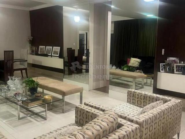 Casa venda em Região Imediata de São José do Rio Preto, Região Metropolitana de São José do Rio Preto