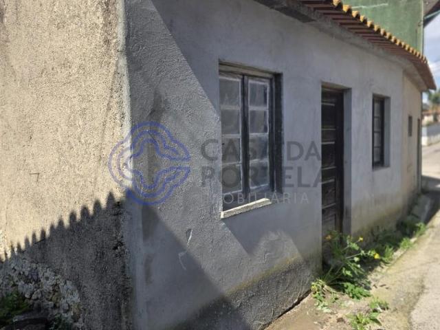 Casa venda em Coimbrã, Vil De Matos