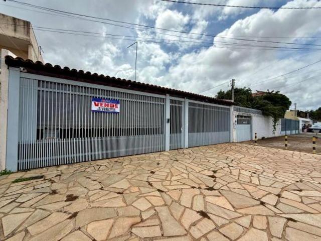 Casa venda em Região Geográfica Imediata do Distrito Federal, Região Integrada de Desenvolvimento do Distrito Federal e Entorno