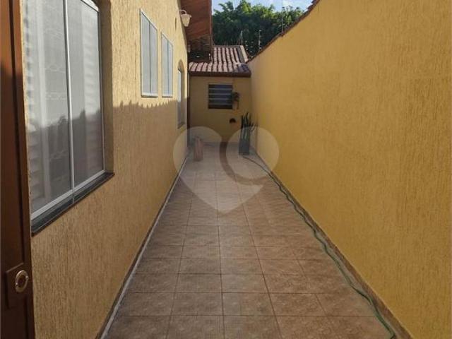 Casa venda em Região Imediata de Taubaté-Pindamonhangaba, Região Metropolitana do Vale do Paraíba e Litoral Norte
