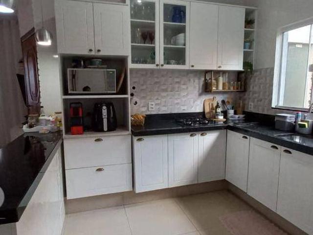 Casa venda em Agudos