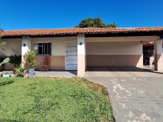Casa venda em Região Geográfica Imediata do Distrito Federal, Região Integrada de Desenvolvimento do Distrito Federal e Entorno