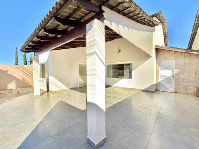 Casa venda em Região Geográfica Imediata do Distrito Federal, Região Integrada de Desenvolvimento do Distrito Federal e Entorno
