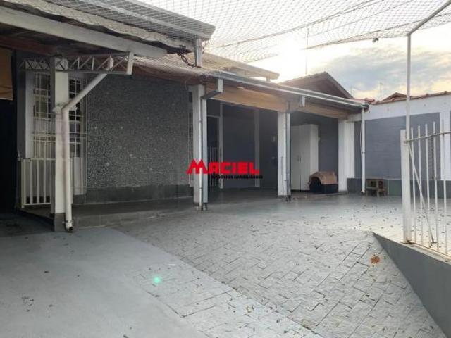 Casa venda em Região Imediata de São José dos Campos, Região Metropolitana do Vale do Paraíba e Litoral Norte