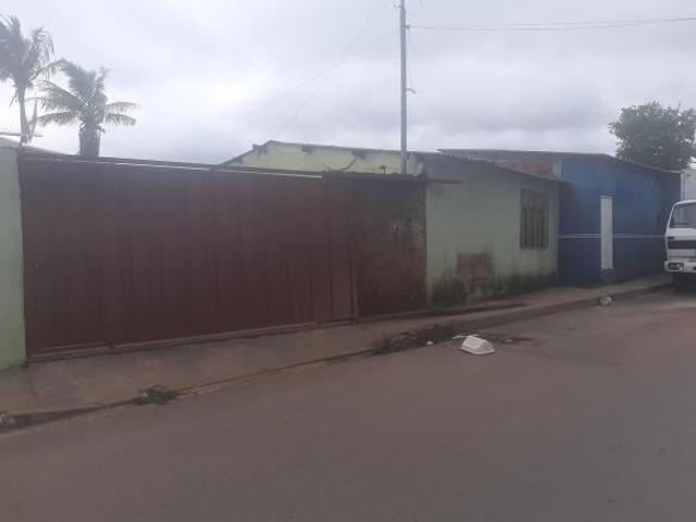 Casa venda em Região Geográfica Imediata do Distrito Federal, Região Integrada de Desenvolvimento do Distrito Federal e Entorno