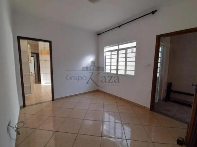 Casa venda em Região Imediata de São José dos Campos, Região Metropolitana do Vale do Paraíba e Litoral Norte