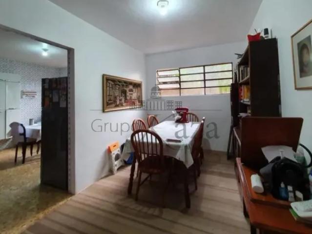 Casa venda em Região Imediata de São José dos Campos, Região Metropolitana do Vale do Paraíba e Litoral Norte