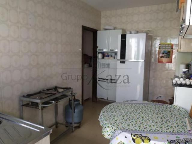 Casa venda em Região Imediata de São José dos Campos, Região Metropolitana do Vale do Paraíba e Litoral Norte
