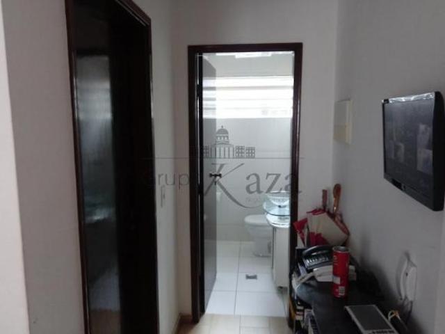Casa venda em Região Imediata de São José dos Campos, Região Metropolitana do Vale do Paraíba e Litoral Norte