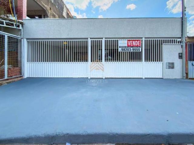 Casa venda em Região Geográfica Imediata do Distrito Federal, Região Integrada de Desenvolvimento do Distrito Federal e Entorno