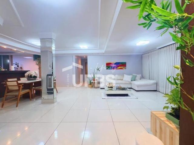 Casa venda em Região Geográfica Imediata de Goiânia, Goiânia