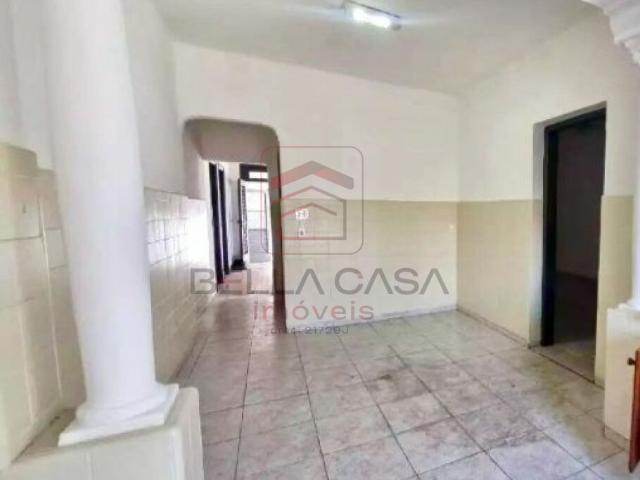 Casa aluguel em Regente Feijó
