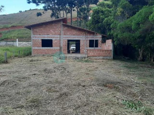 Casa venda em Região Imediata de Taubaté-Pindamonhangaba, Região Metropolitana do Vale do Paraíba e Litoral Norte