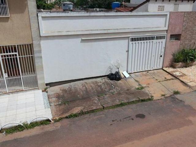 Casa venda em Região Geográfica Imediata do Distrito Federal, Região Integrada de Desenvolvimento do Distrito Federal e Entorno