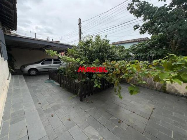 Casa venda em Região Imediata de São José dos Campos, Região Metropolitana do Vale do Paraíba e Litoral Norte