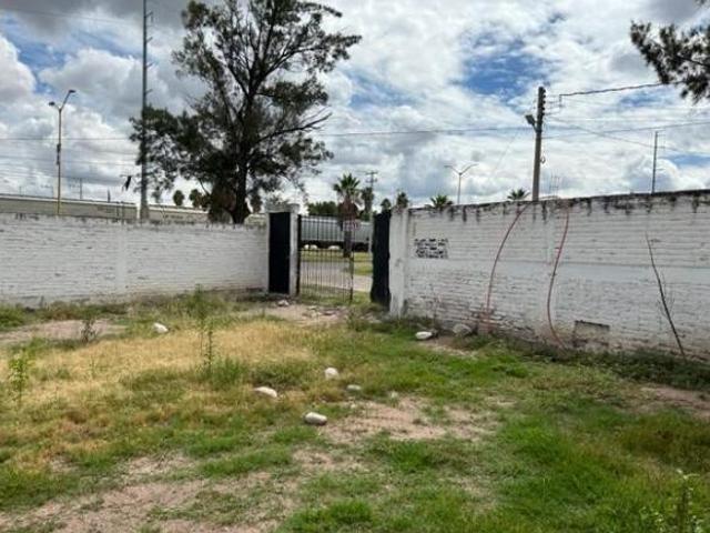 CASA TERRENO EN VENTA EN RUSTICOS CALPULLI AL SUR DE AGUASCALIENTES