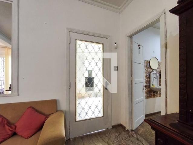 Casa aluguel em Região Geográfica Imediata do Rio de Janeiro, Região Metropolitana do Rio de Janeiro