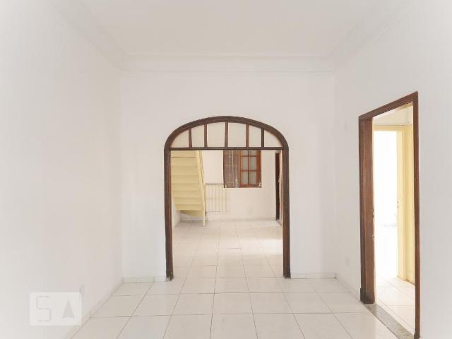 Casa aluguel em Região Geográfica Imediata do Rio de Janeiro, Região Metropolitana do Rio de Janeiro