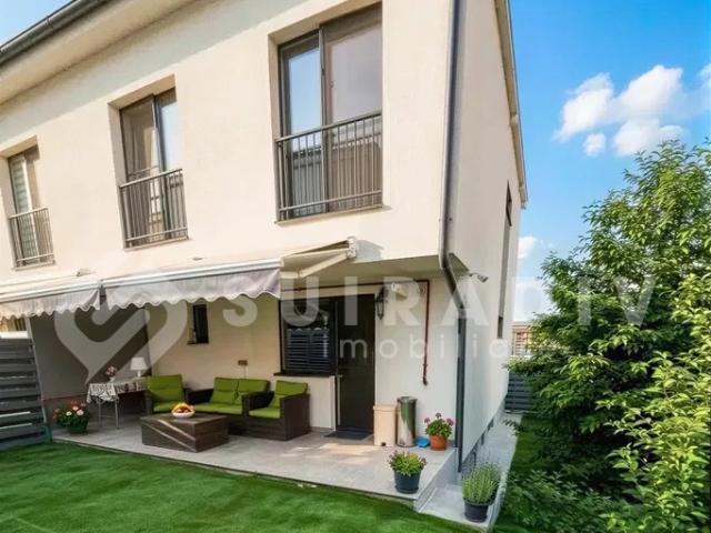 Casă închirieri în Cetatea Fetei, Florești