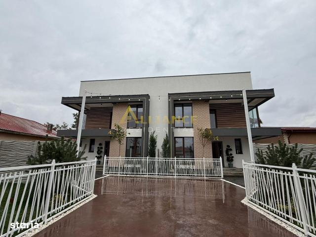 Casă vânzări