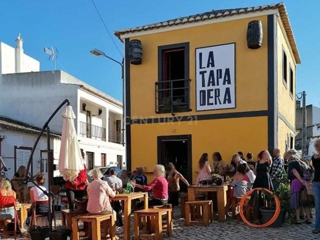 Prédio venda em Barão de São João, Lagos
