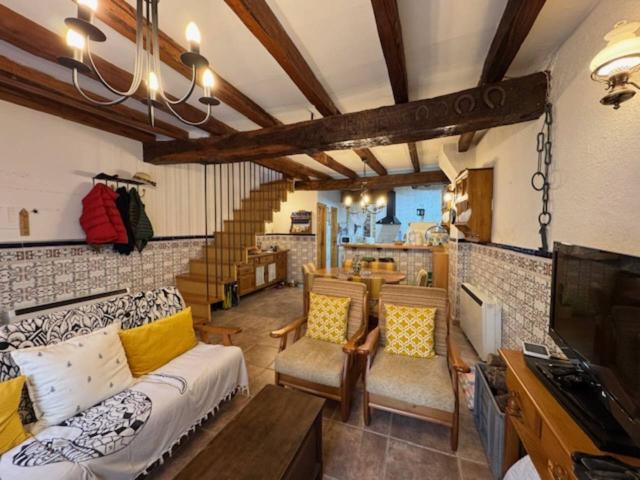 Casa en venta en El Cardoso De La Sierra, Castilla-La Mancha