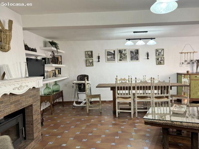 Casa en venta en Candeleda