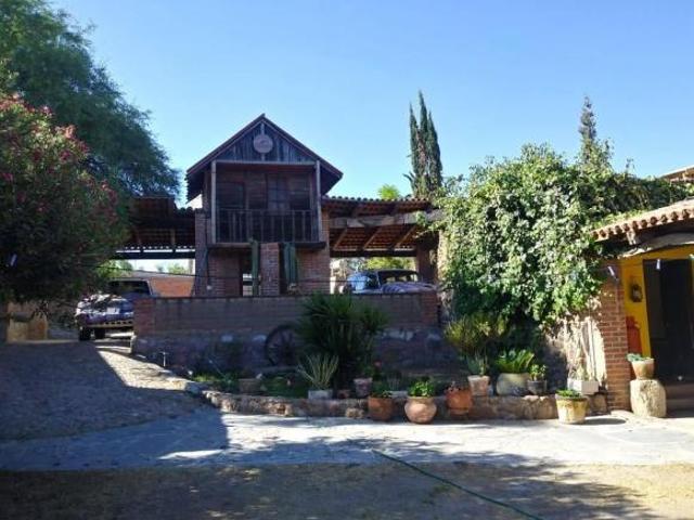 CASA TIPO HACIENDA EN EL SOYATAL AGUASCALIENTES
