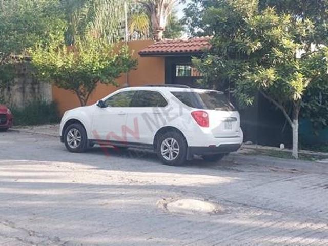 Casa tipo quinta en VENTA con alberca equipada en Guadalupe, Nuevo León lista para habitar y disfr