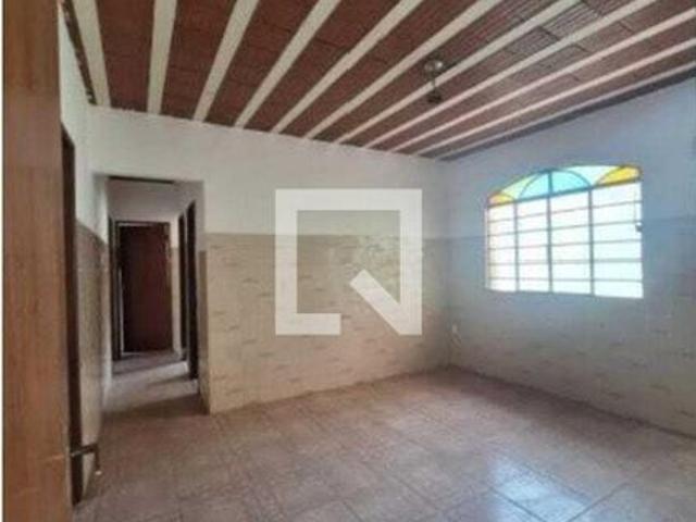 Casa aluguel em Região Geográfica Imediata de Belo Horizonte, Região Metropolitana de Belo Horizonte