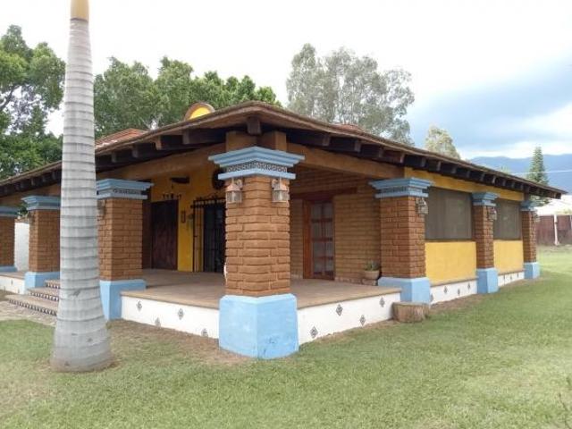 Casa en venta en Tlalixtac De Cabrera, Oaxaca