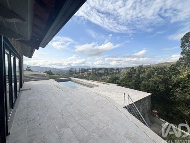 Casa venda em Fornelos e Queijada, Ponte de Lima