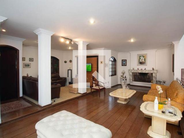 Casa aluguel em Vila Rosa, São Paulo