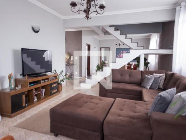 Casa venda em Três Barras, Contagem