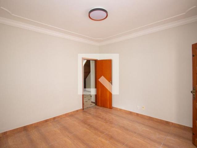 Casa aluguel em Sede, Contagem