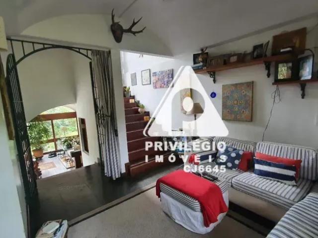Casa venda em Região Geográfica Imediata do Rio de Janeiro, Região Metropolitana do Rio de Janeiro
