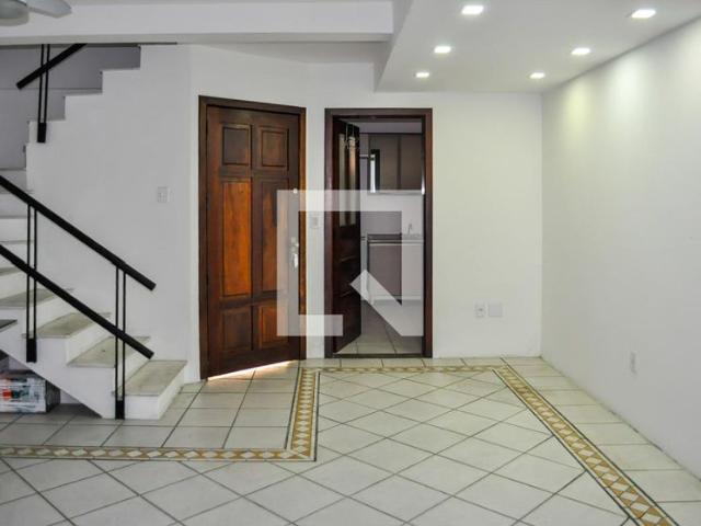 Casa aluguel em Condomínio Villa Rossano, Porto Alegre