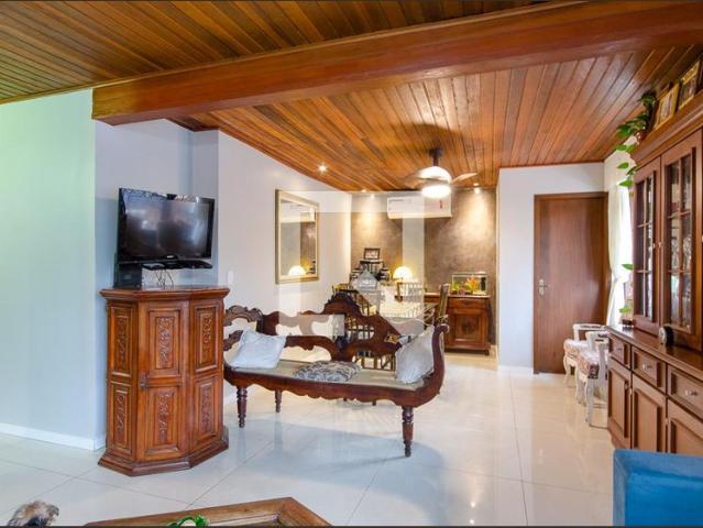 Casa aluguel em Tristeza, Porto Alegre