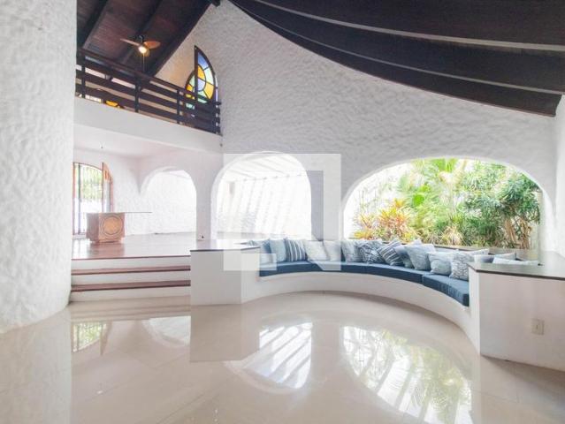 Casa aluguel em Região Geográfica Imediata de Porto Alegre, Região Metropolitana de Porto Alegre