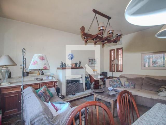Casa aluguel em Região Geográfica Imediata de Porto Alegre, Região Metropolitana de Porto Alegre