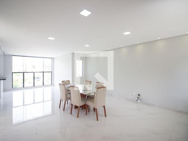 Casa aluguel em Sede, Contagem