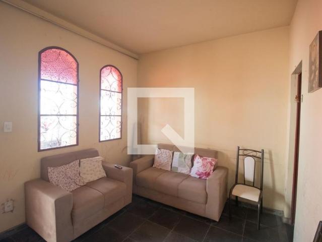 Casa aluguel em Região Geográfica Imediata de Belo Horizonte, Região Metropolitana de Belo Horizonte