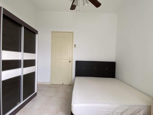 Room for rent in Petaling, Damansara Damai