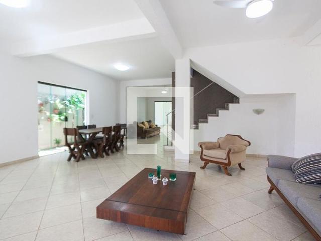 Casa aluguel em Região Geográfica Imediata de Uberlândia, Oliveira Fortes