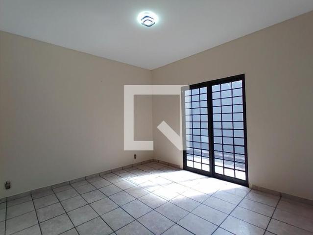 Casa aluguel em Região Geográfica Imediata de Uberlândia, Oliveira Fortes