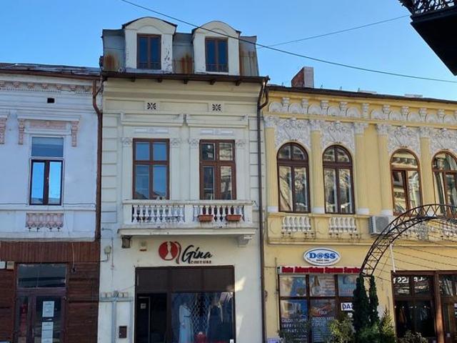 Casă vânzări