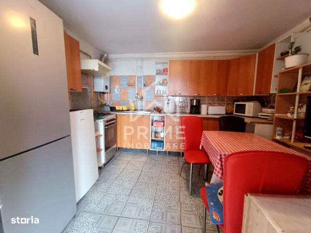 Casă vânzări