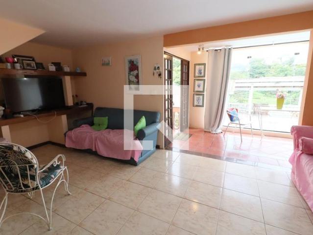 Casa aluguel em Jardim Lorian, Osasco