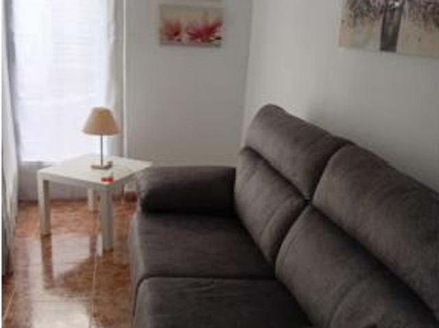 Chalet en alquiler en Algemesí, València / Valencia