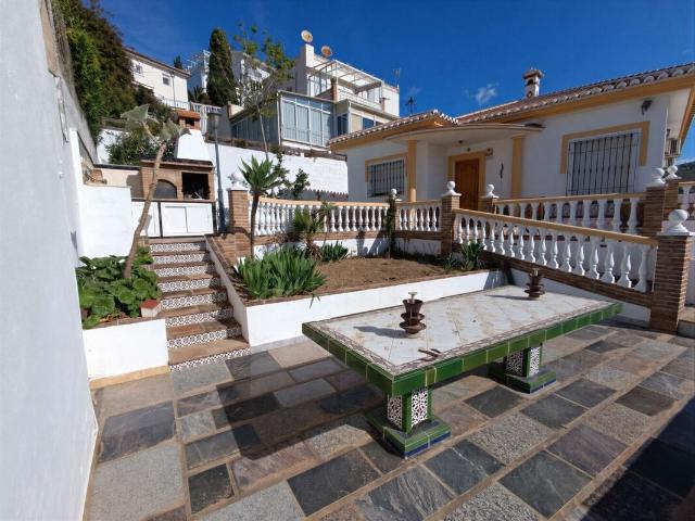 Chalet en venta en Torrox Park, La Axarquía